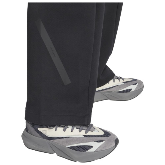 Adidas Γυναικείο παντελόνι φόρμας Z.N.E. Open-Hem Pants Adidas Γυναικείο παντελόνι φόρμας Z.N.E. Open-Hem Pants